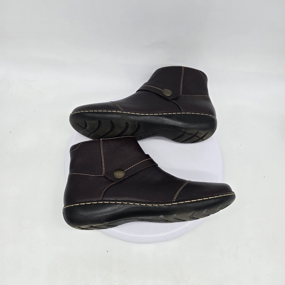 Clarks Shoe Women's 9 M Ashland Pine Burgundy Leather Boots 26147408 - Picture 9 of 10